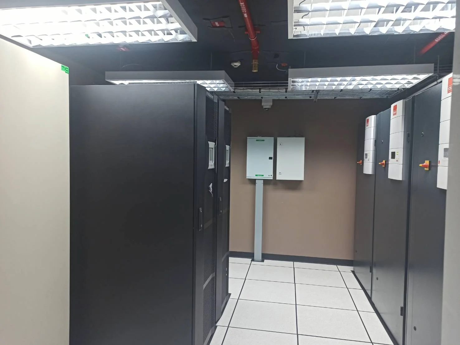 ข้อควรระวังในการทำความสะอาดห้อง Server Room